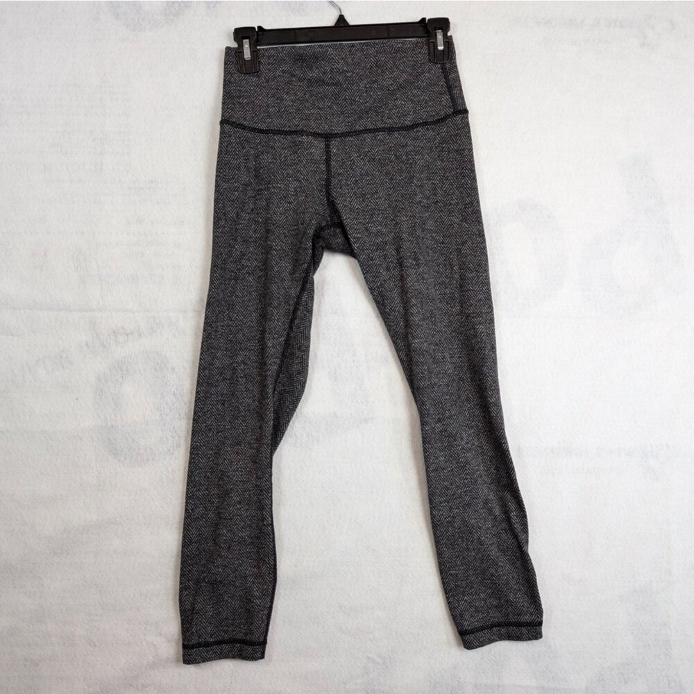 Lululemon Women's High-Rise Wunder Under Leggings Size S